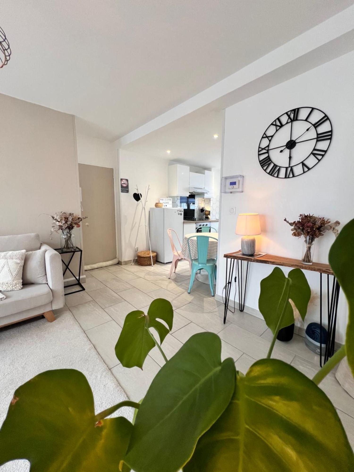 Le Bellevue - T3 - Gare & Les Jardins Darcy - Parking Free Lägenhet Dijon Exteriör bild